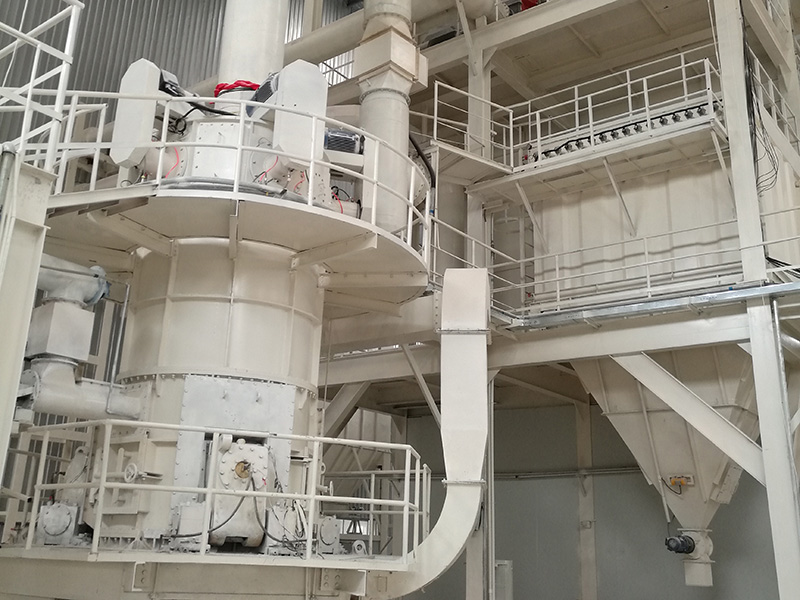 賀(hè)州超細碳酸鈣(gài)立磨生産線