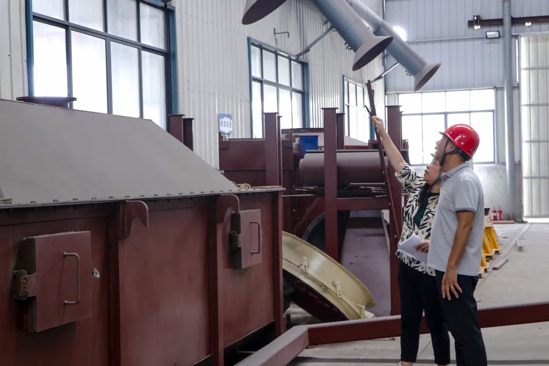 桂(guì)林礦機(jī)開展安(ān)全專項(xiang)檢查 築(zhù)牢安全(quan)生産防(fáng)線