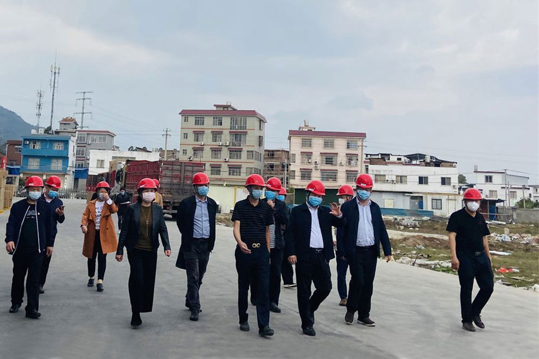 市(shì)紀委書(shu)記古國(guo)章一行(háng)莅臨桂(guì)林礦機(jī)走訪調(diao)研